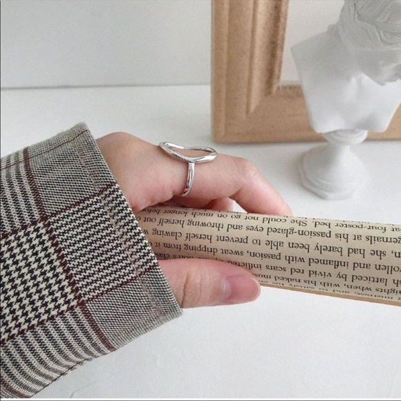 COPY - 🎉HP🎉 NEW Gold/925 Sterling Silver open Oval Ring - Picture 10 of 13